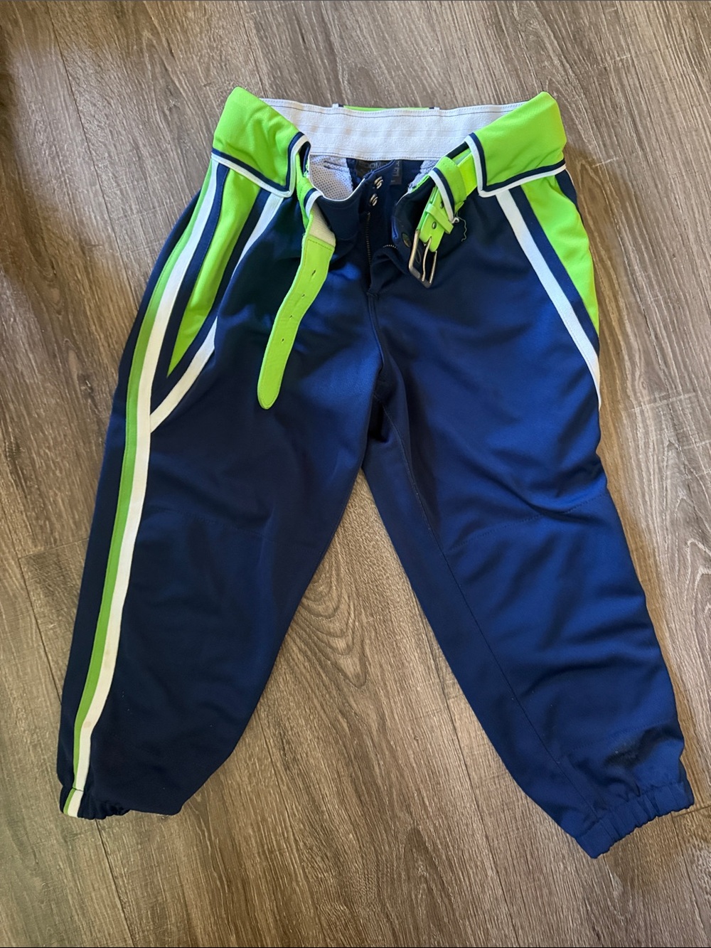 Bombay Hypertech series size 32 fast pitch pant